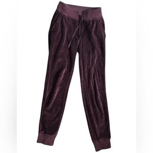 Lululemon Warm Down Velour Joggers Pants 2 Burgundy Maroon